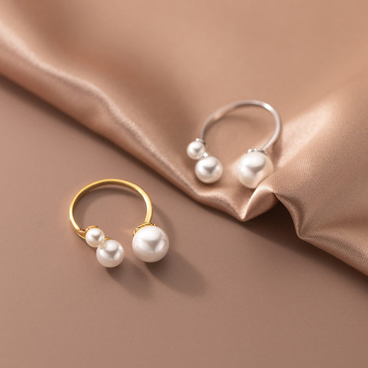 Elegant Trio Pearl Ring